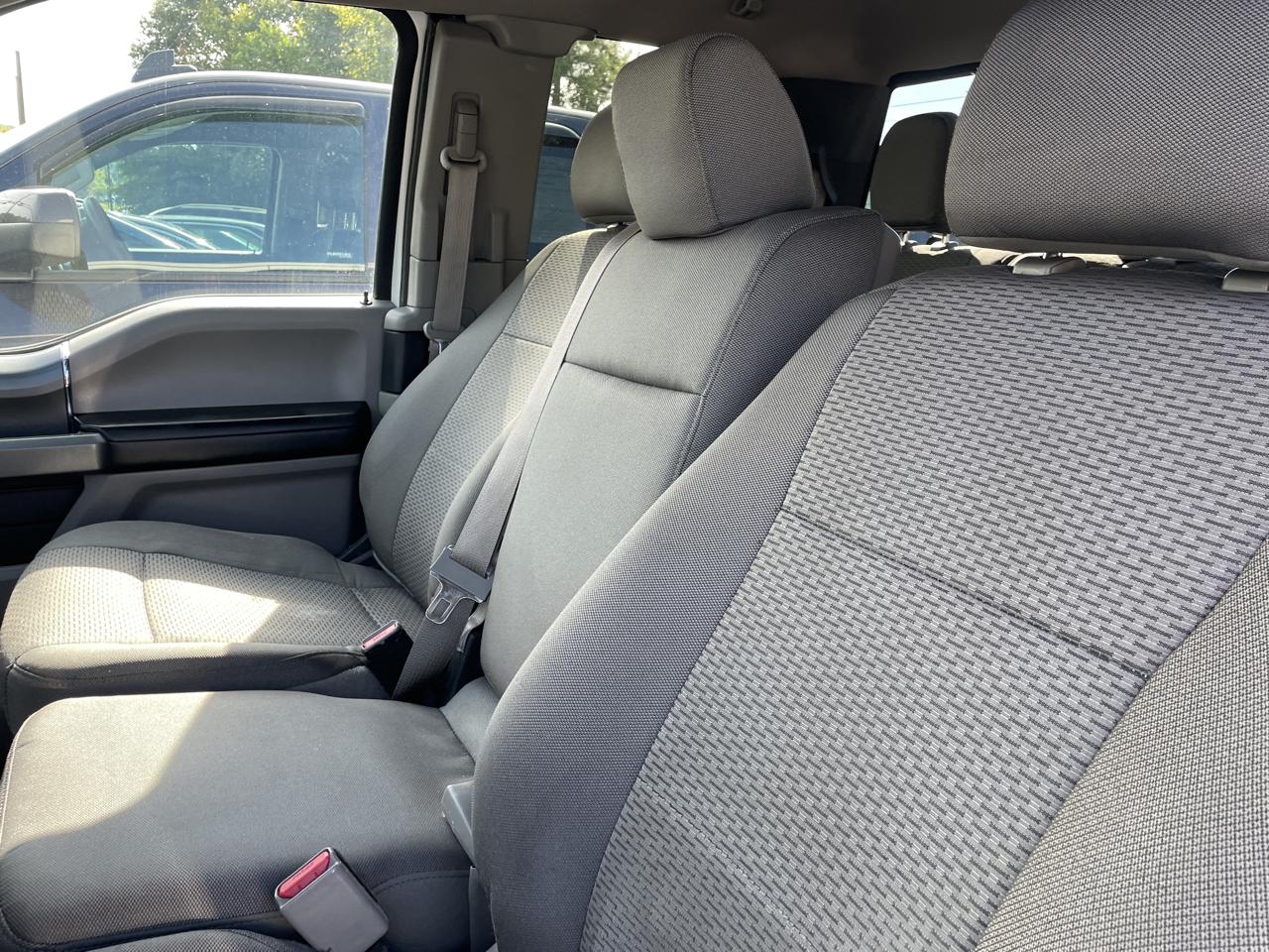 Ford F-150 2WD SuperCab 145" XLT 2016