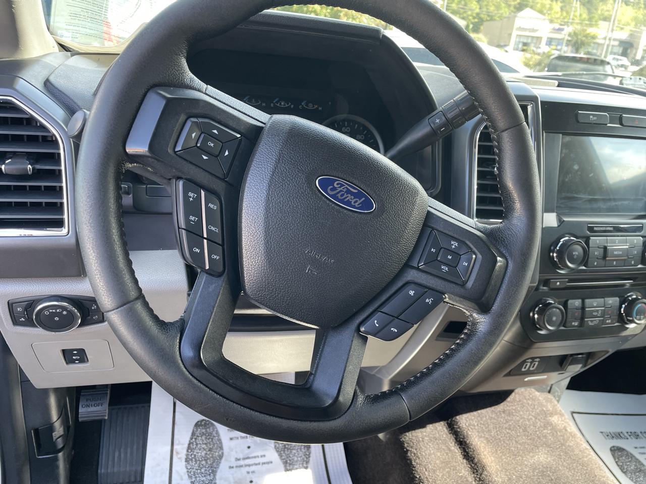 Ford F-150 2WD SuperCab 145" XLT 2016