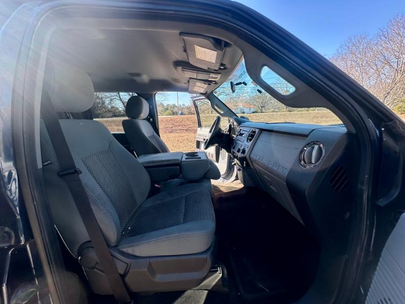 Ford F-250 SD King Ranch Crew Cab 2WD 2013