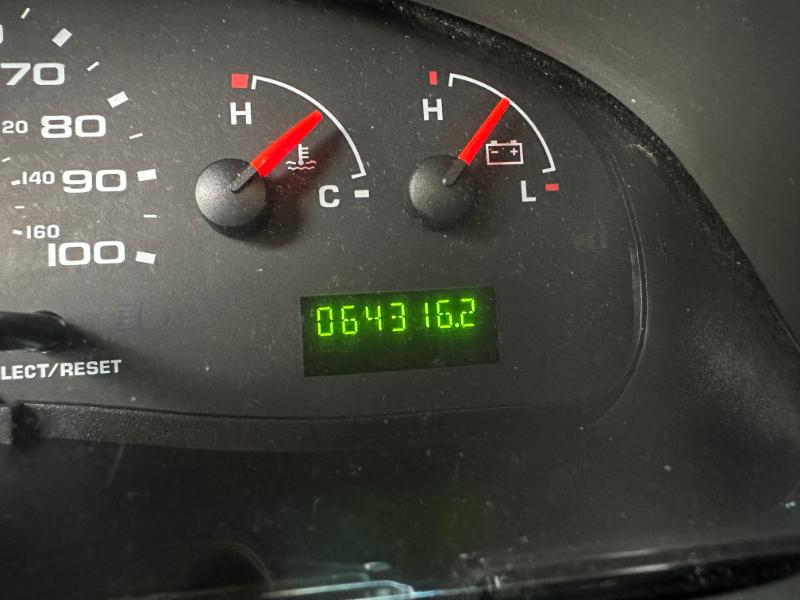 Ford Econoline E-450 2005