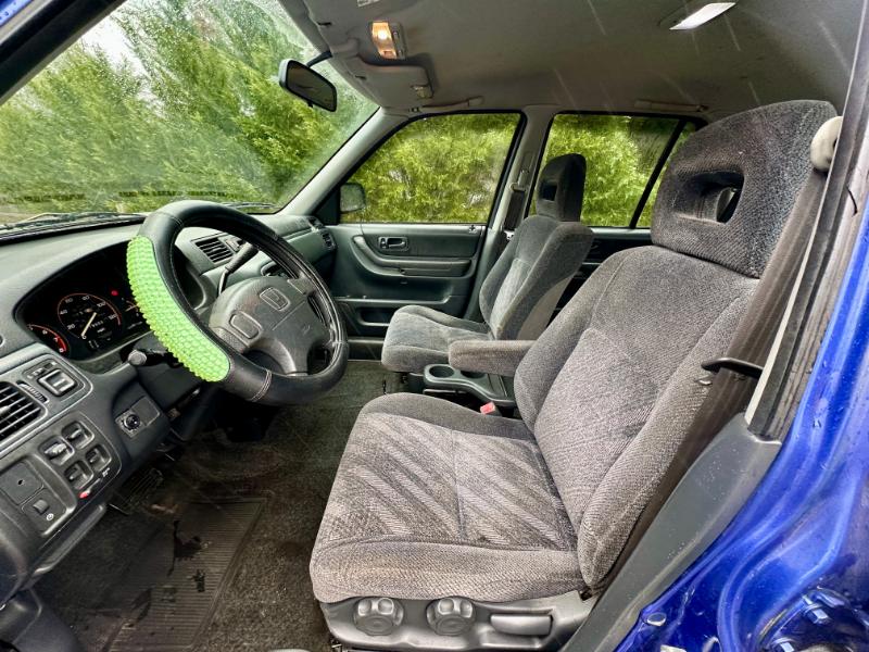 Honda CR-V LX 2WD 2000