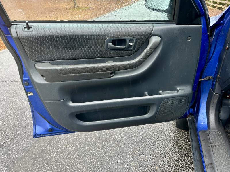 Honda CR-V LX 2WD 2000