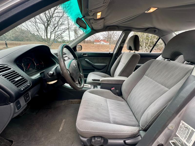 Honda Civic LX Sedan 4-spd AT 2003