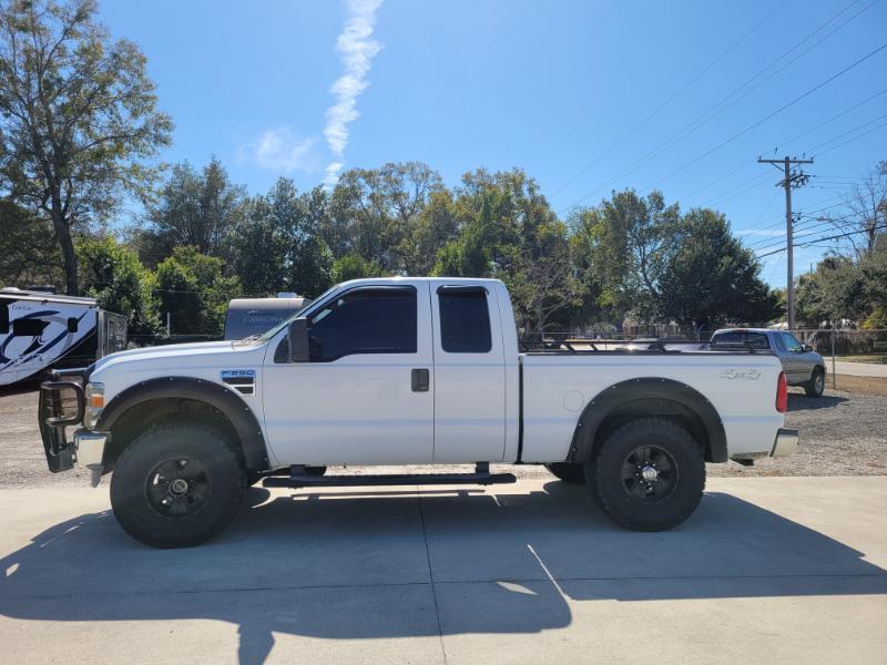 Ford F-250 SD XL SuperCab Long Bed 4WD 2010