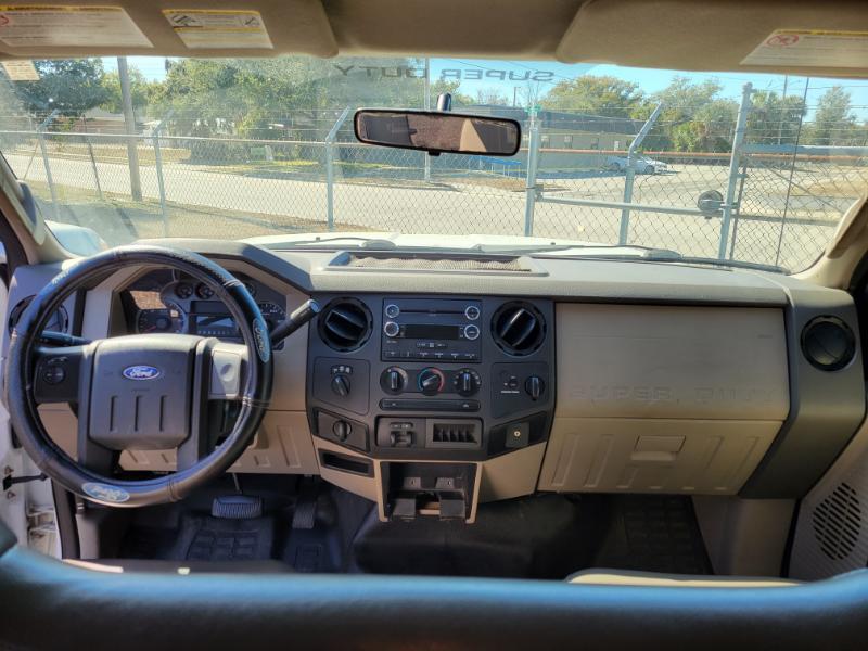 Ford F-250 SD XL SuperCab Long Bed 4WD 2010