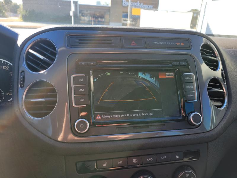 Volkswagen Tiguan S 2014