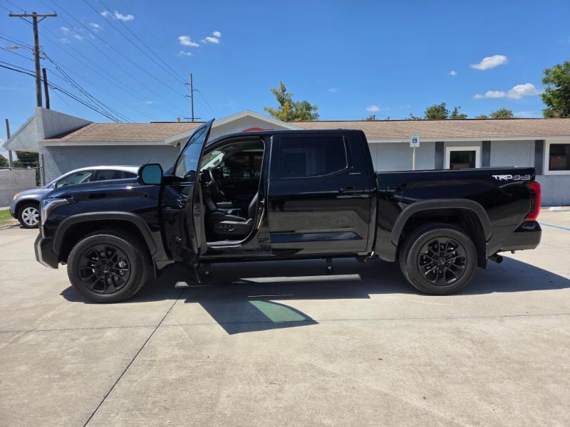 Toyota Tundra Limited CrewMax 4WD 2024