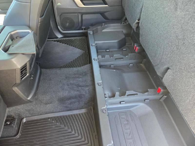Toyota Tundra Limited CrewMax 4WD 2024