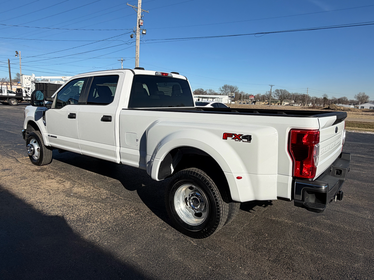Ford F-350 SD XL 4WD DRW 2021