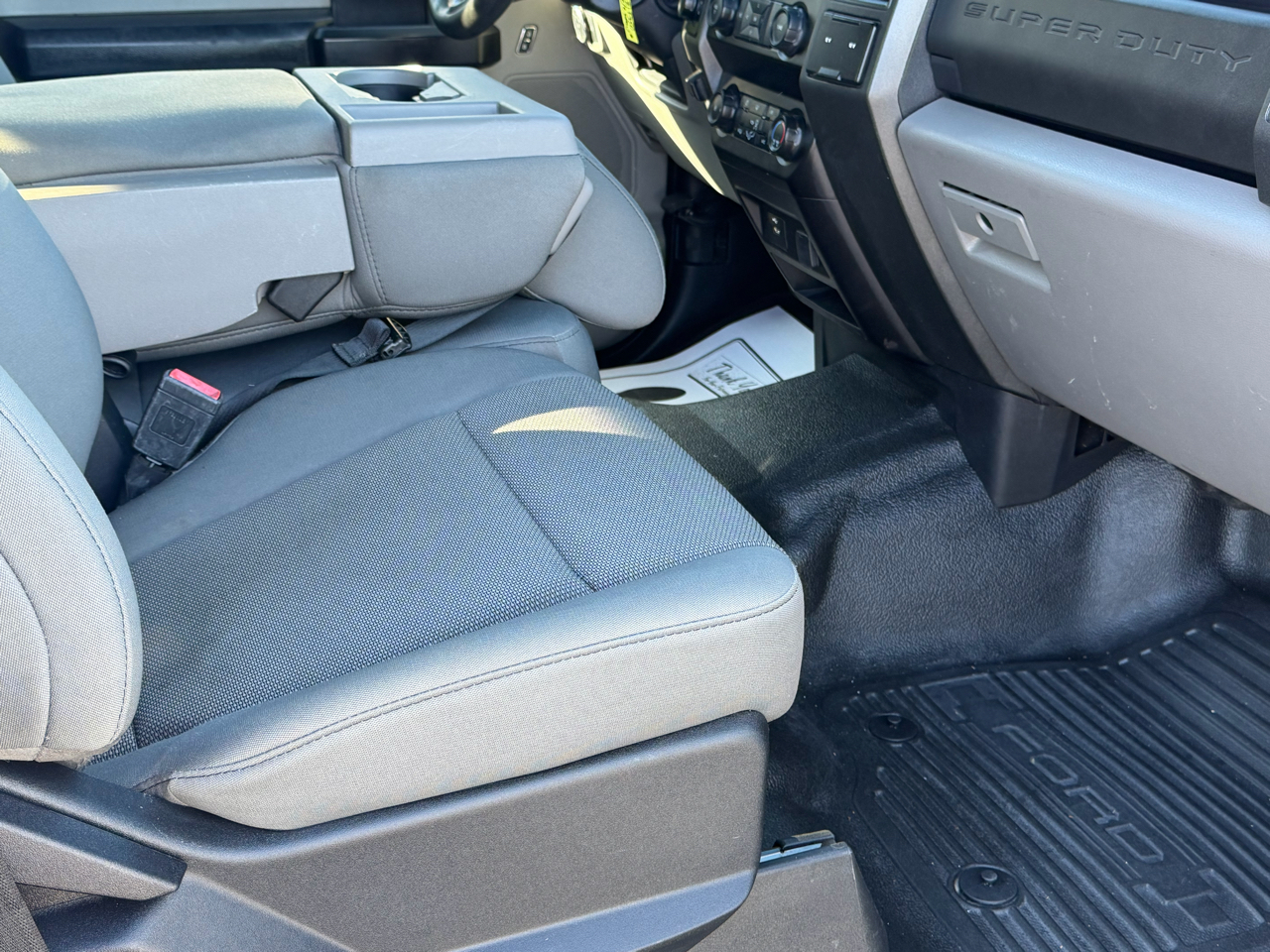 Ford F-350 SD XL 4WD DRW 2021