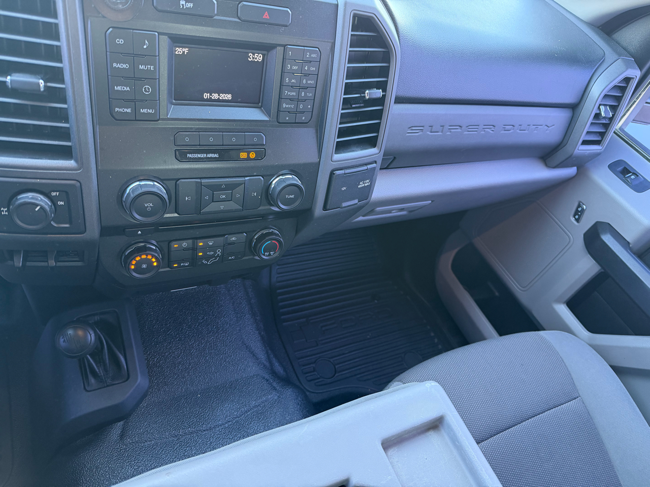 Ford F-250 SD Crew Cab 4WD 2017