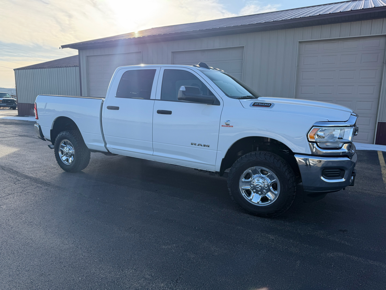 2022 RAM 2500 Tradesman Crew Cab SWB 4WD