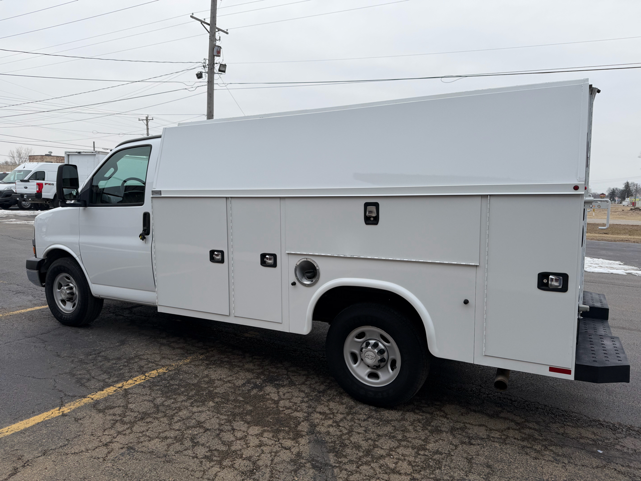 Chevrolet Express G3500 139" 2017