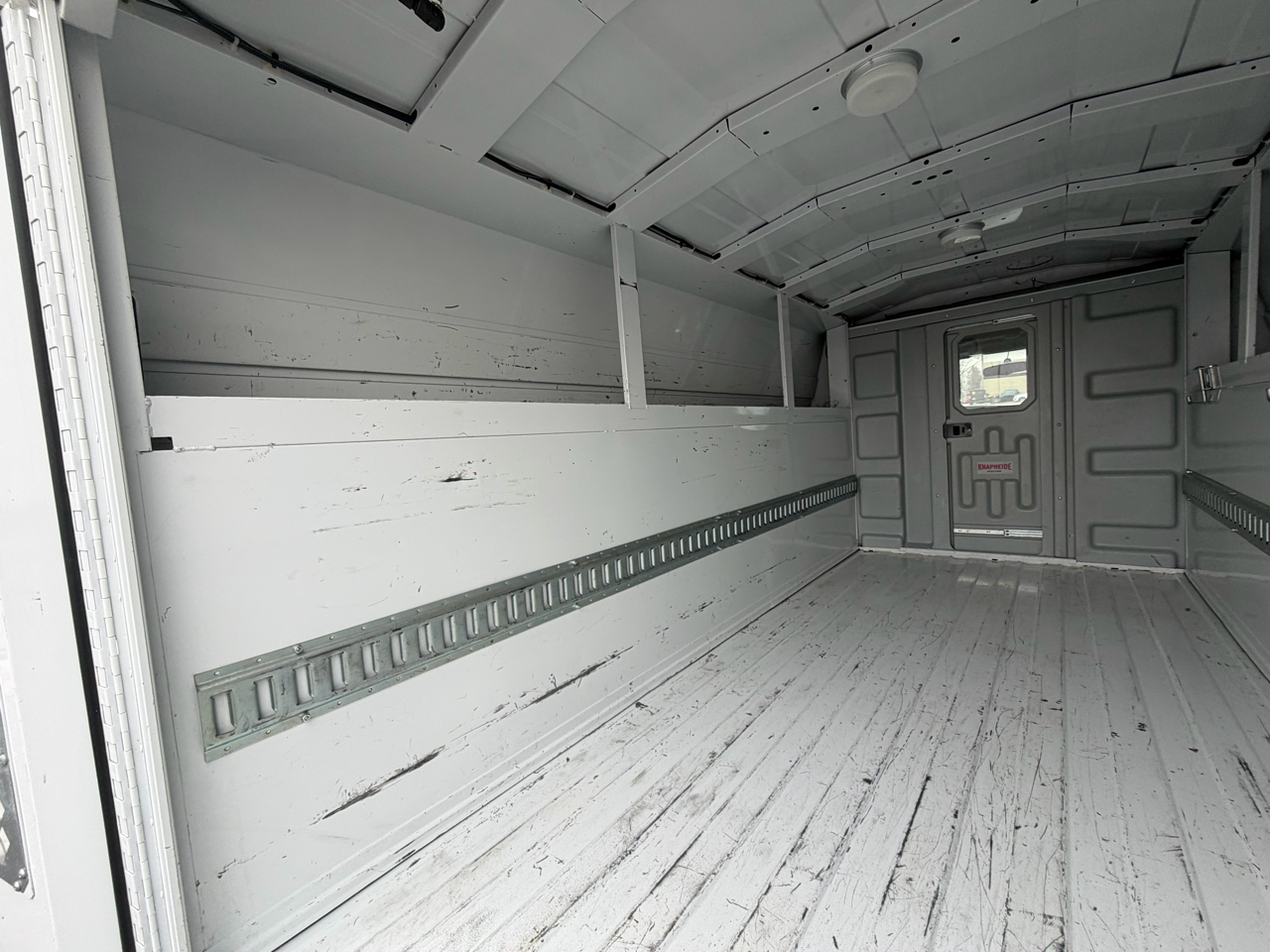 Chevrolet Express G3500 139" 2017