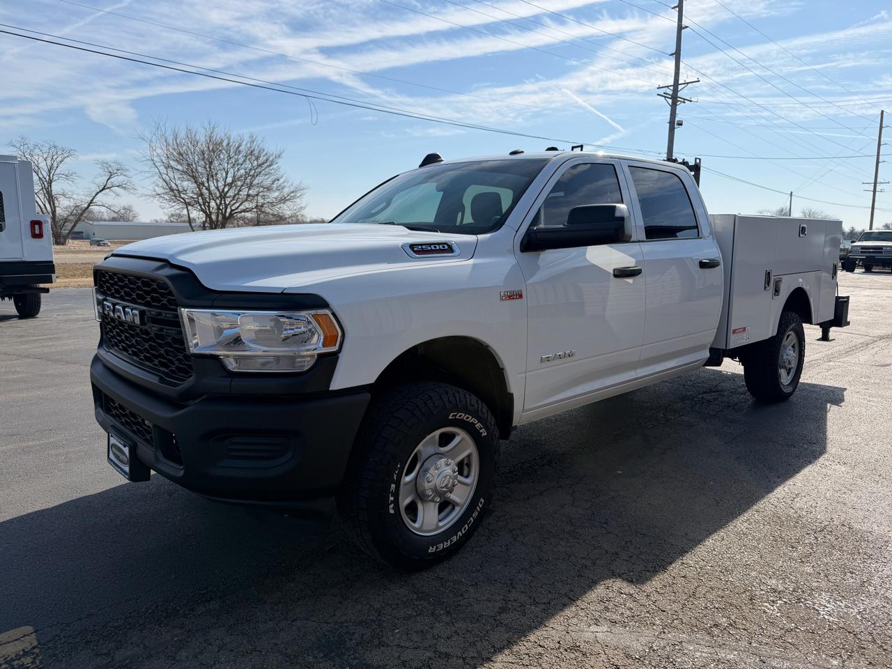 RAM 2500 Tradesman Crew Cab LWB 4WD 2022