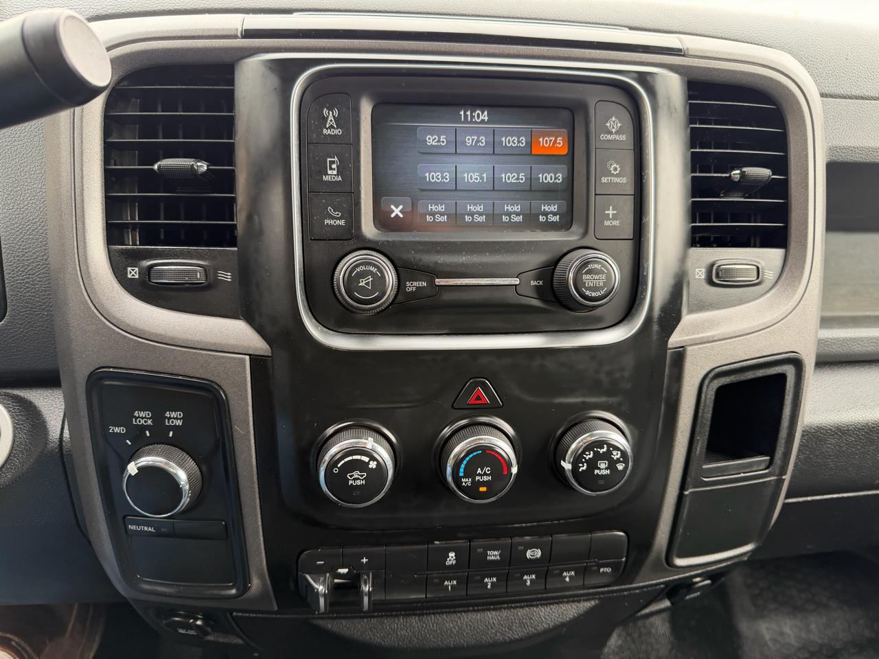 RAM 5500 Regular Cab 4WD DRW 2017