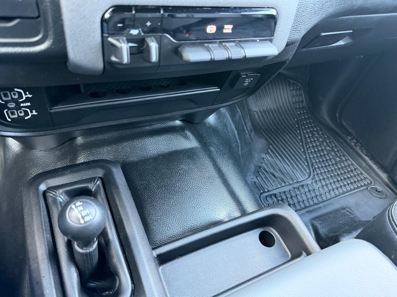 RAM 3500 Tradesman Crew Cab 4WD DRW 2024