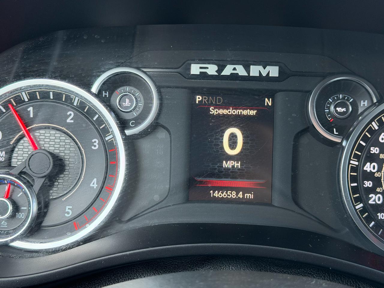 RAM 3500 Tradesman Crew Cab 4WD DRW 2024