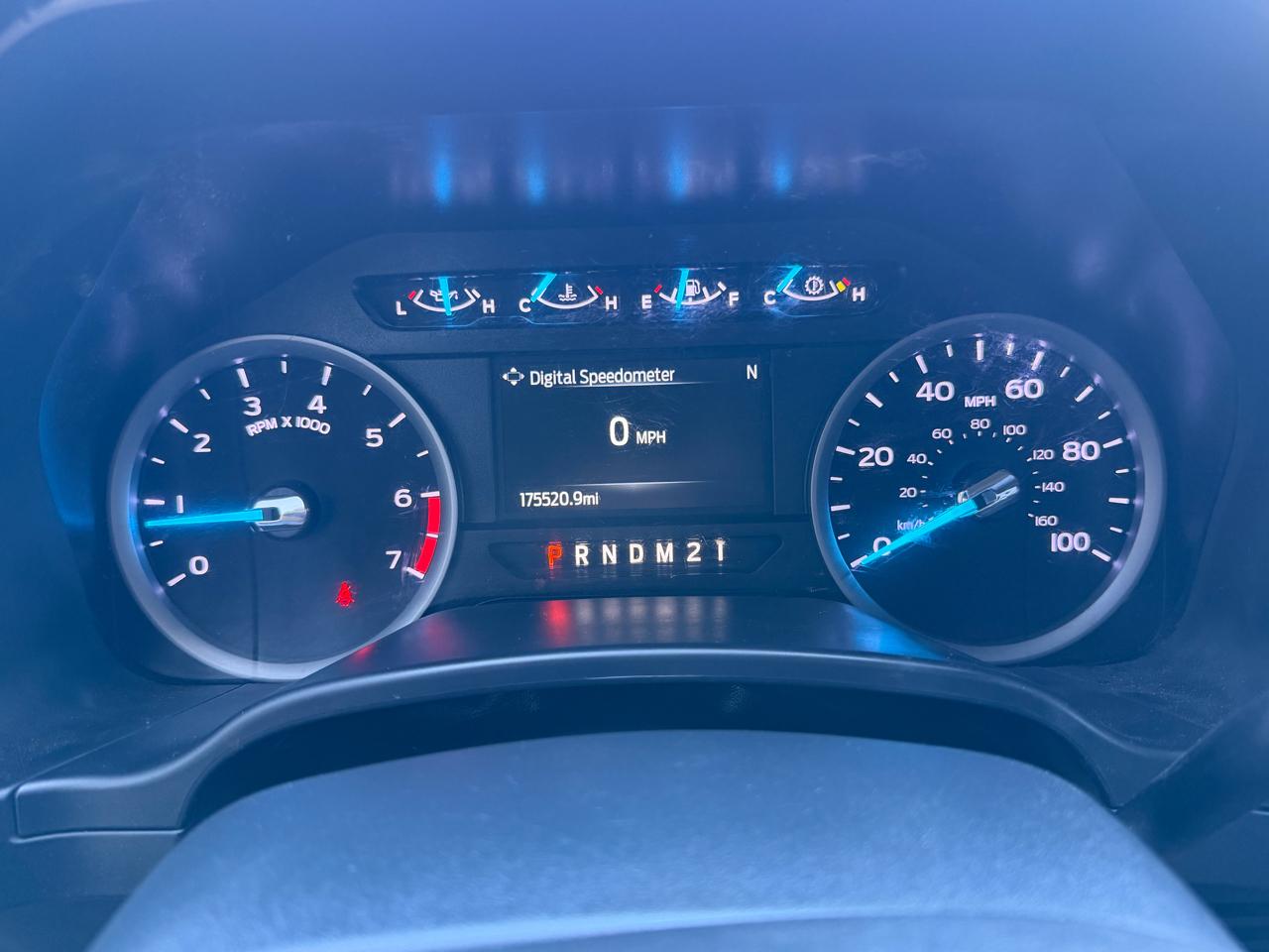 Ford F-250 SD XL Crew Cab 4WD 2022