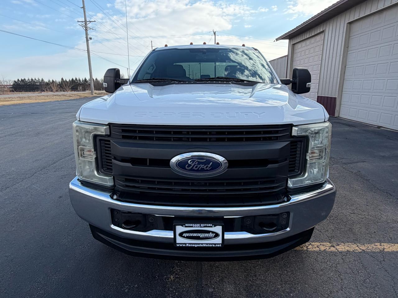 Ford F-350 SD Lariat SuperCab Long Bed DRW 4WD 2017