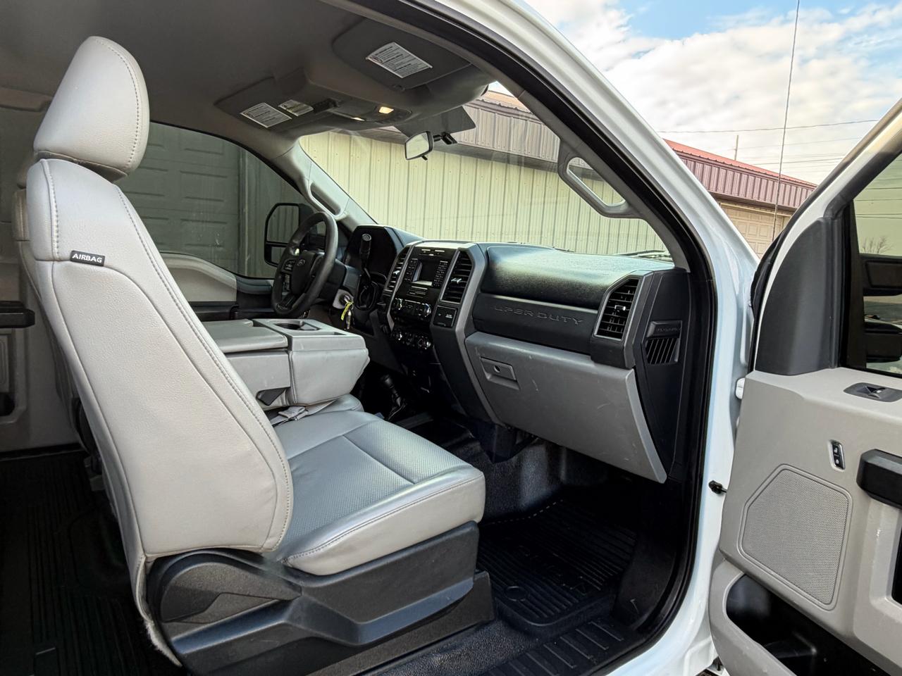 Ford F-350 SD Lariat SuperCab Long Bed DRW 4WD 2017