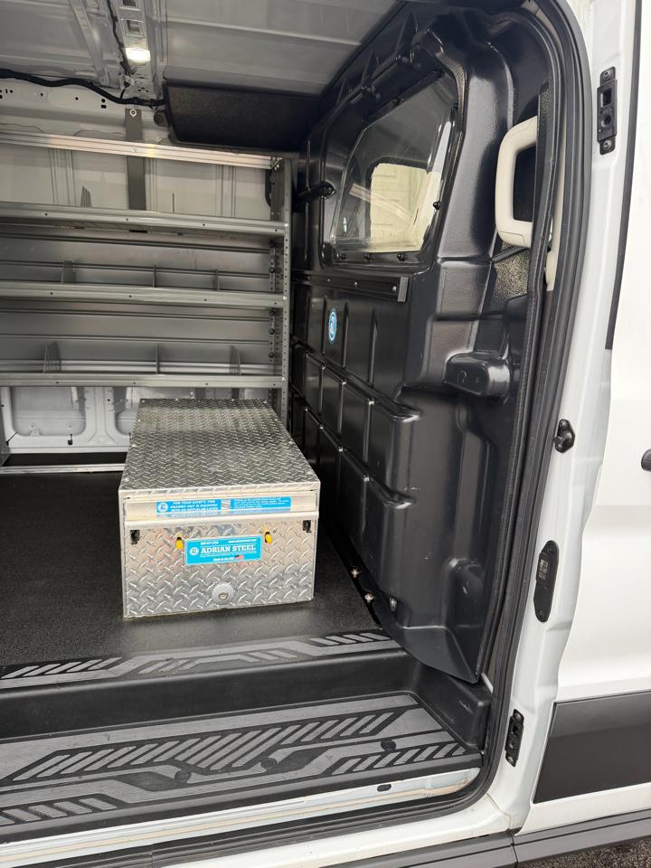 Ford Transit 150 Van Low Roof w/Sliding Pass. 148-in. WB 2023