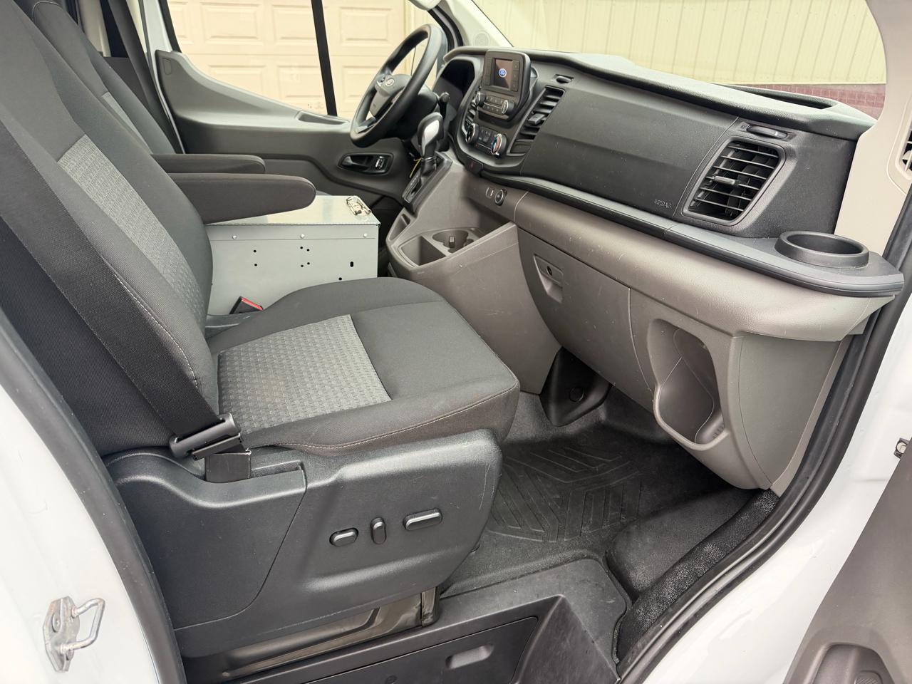 Ford Transit 150 Van Low Roof w/Sliding Pass. 148-in. WB 2023