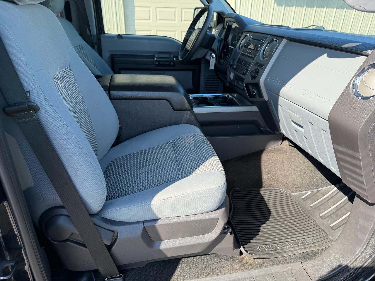 Ford F-350 SD XLT Crew Cab Long Bed DRW 4WD 2012