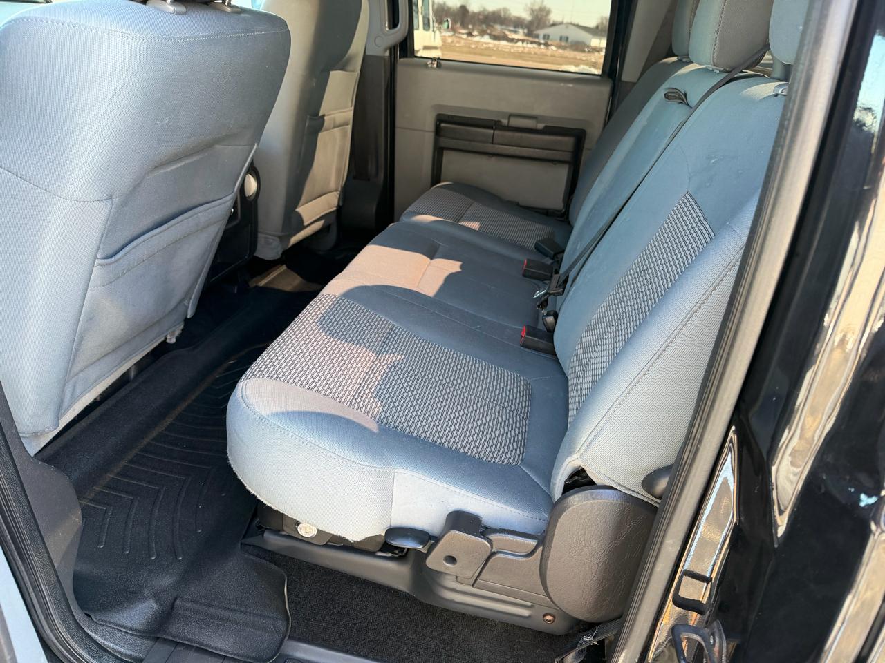 Ford F-350 SD XLT Crew Cab Long Bed DRW 4WD 2012