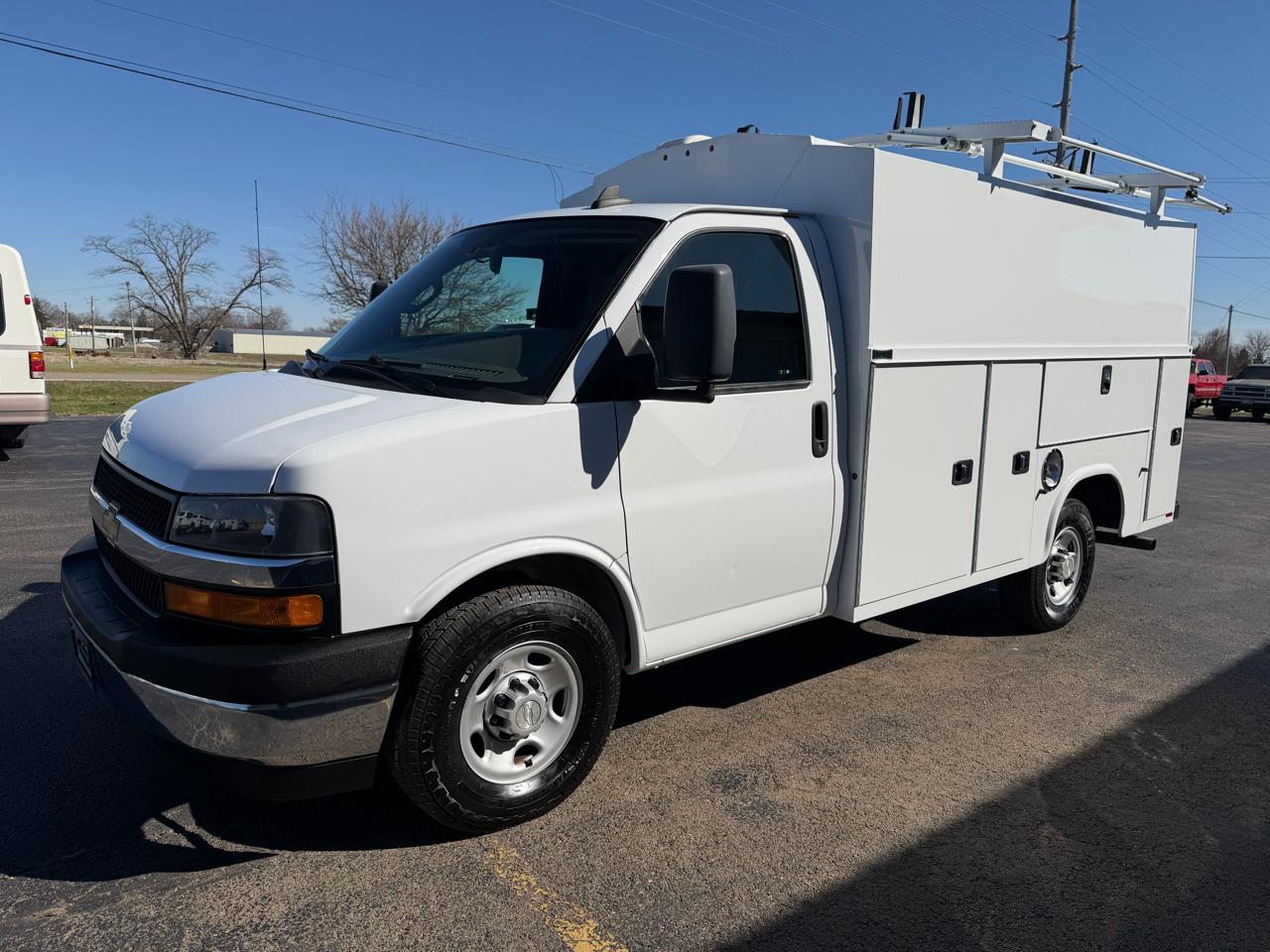 Chevrolet Express G3500 139" 2019