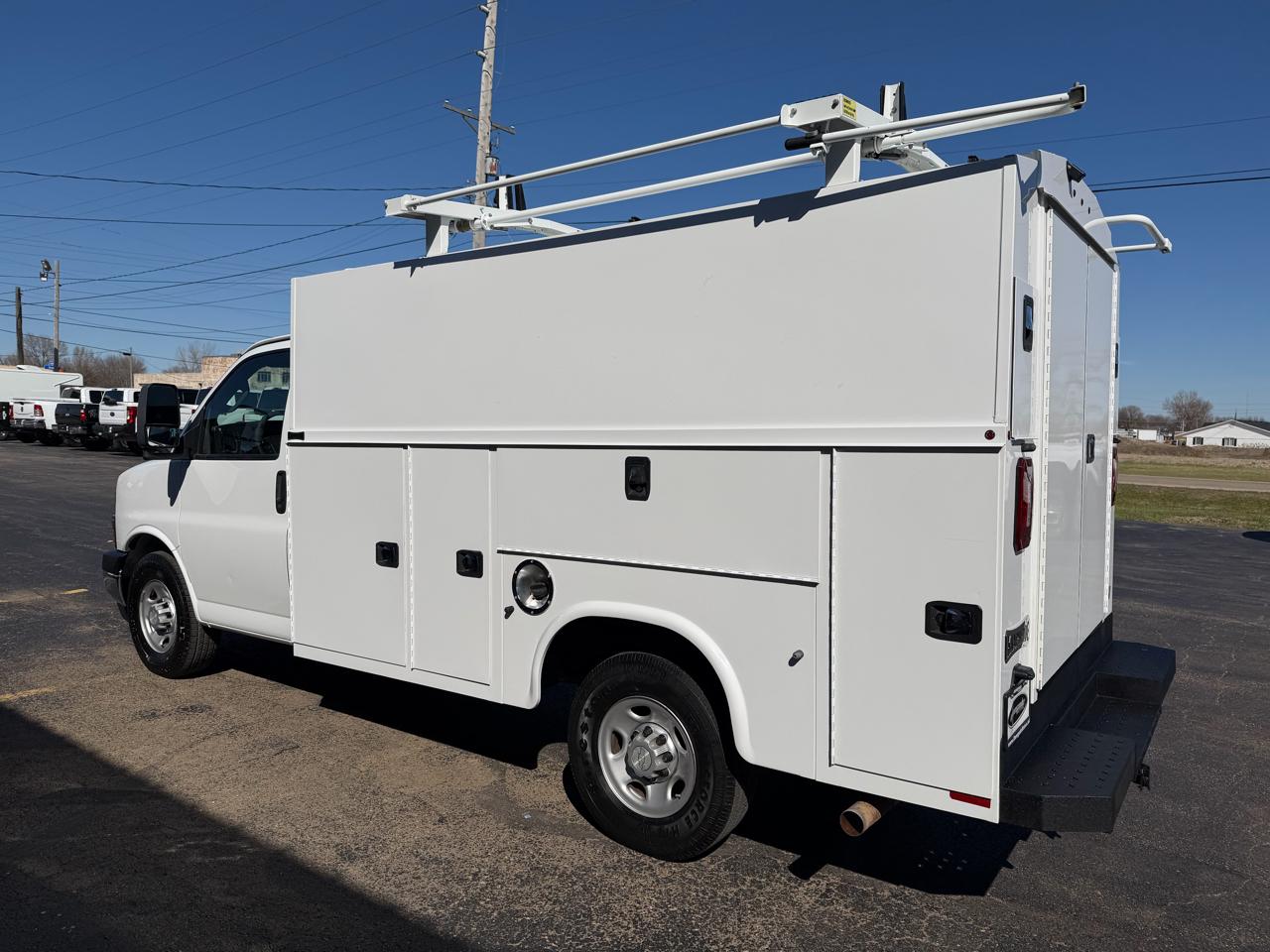 Chevrolet Express G3500 139" 2019