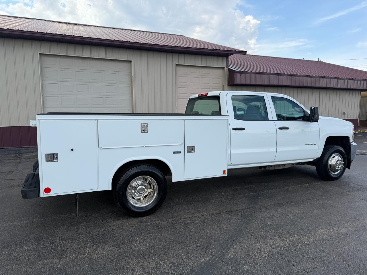 Chevrolet Silverado 2500HD LT Crew Cab 4WD 2017