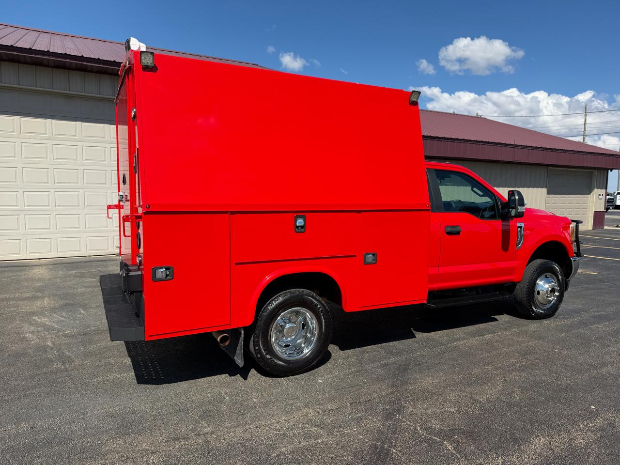 Ford F-350 SD XLT DRW 4WD 2017