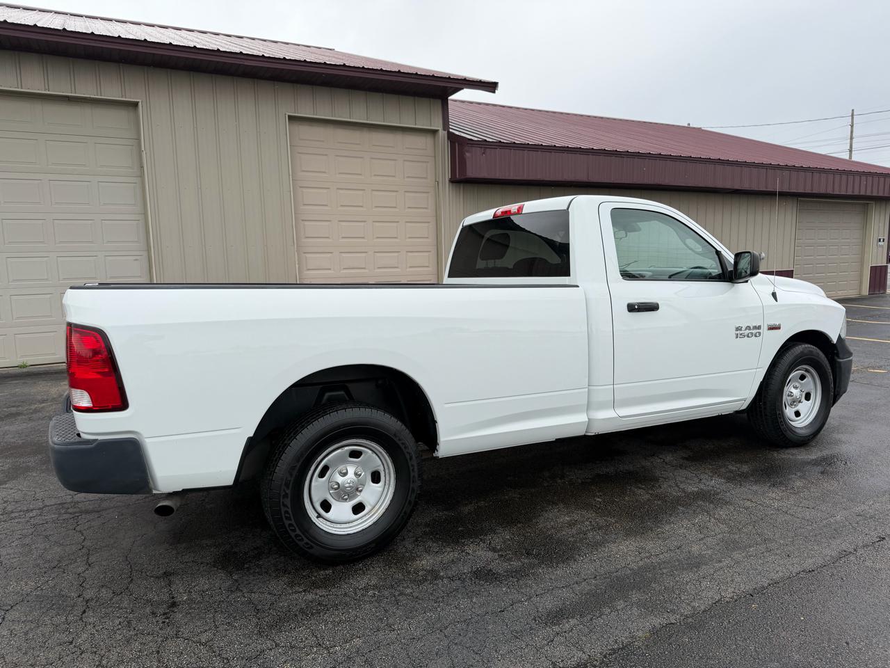 RAM 1500 2WD Reg Cab 140.5" Tradesman 2014