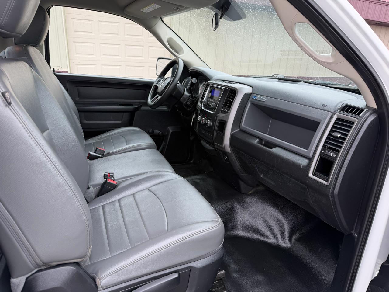 RAM 1500 2WD Reg Cab 140.5" Tradesman 2014