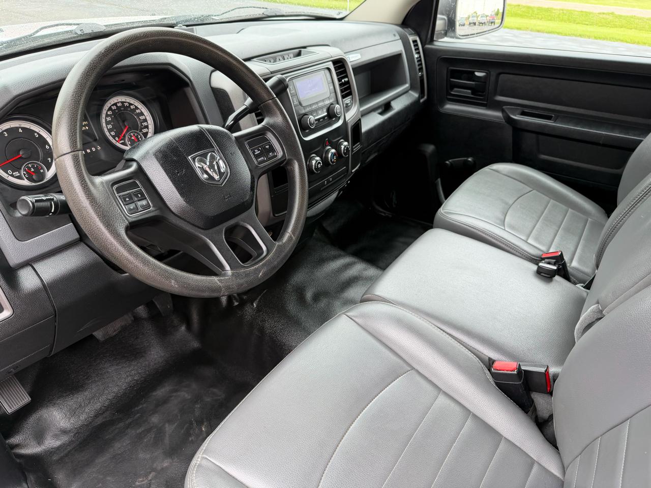 RAM 1500 2WD Reg Cab 140.5" Tradesman 2014