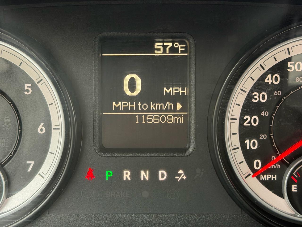 RAM 1500 2WD Reg Cab 140.5" Tradesman 2014