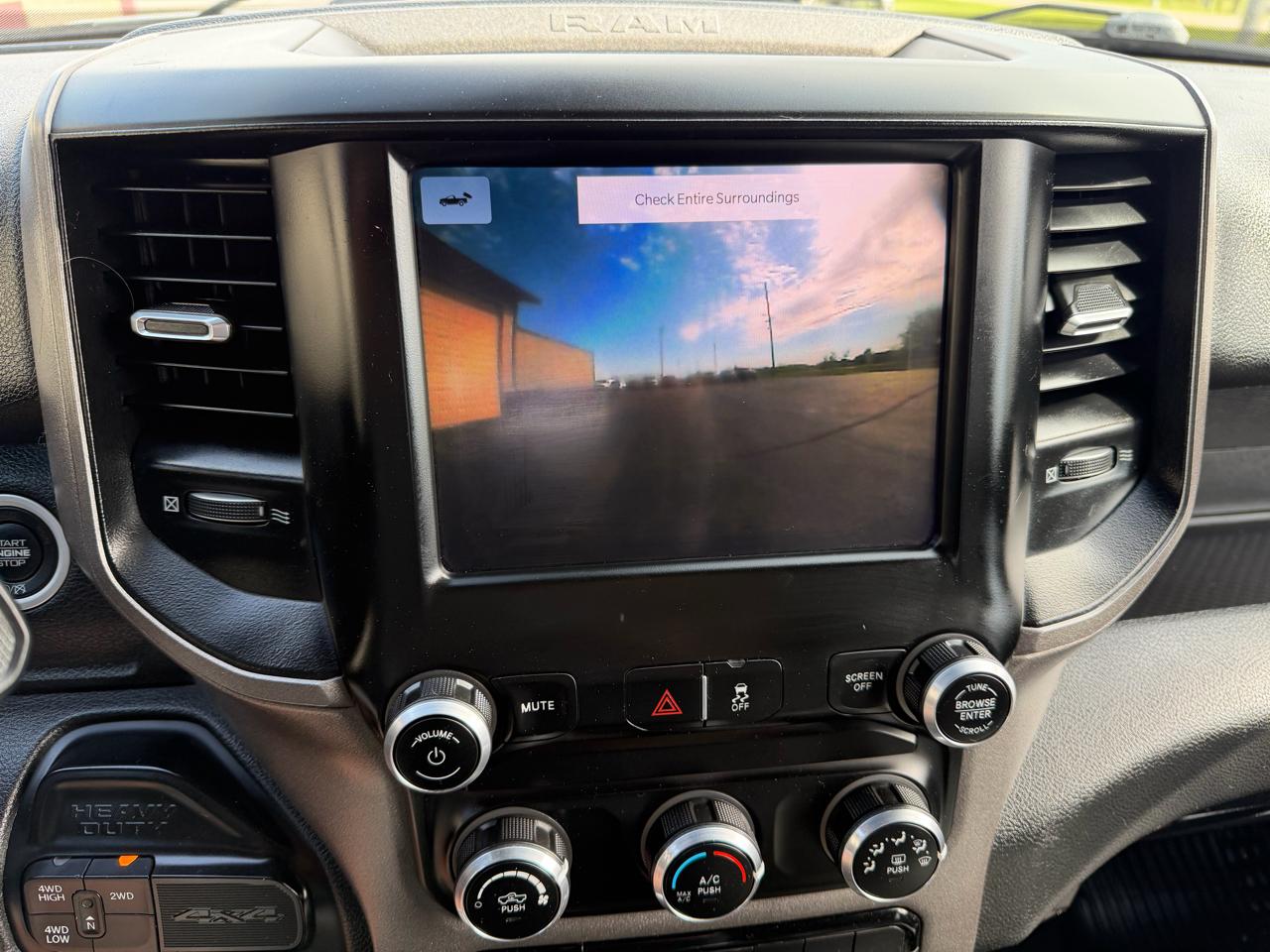 RAM 5500 Crew Cab SWB 4WD DRW 2022