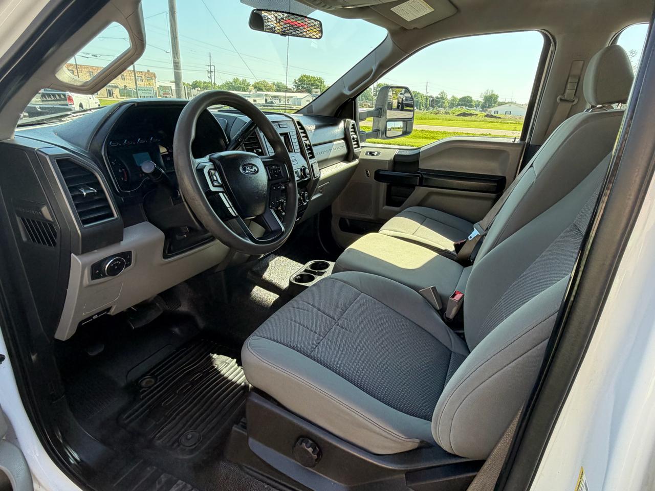 Ford F-350 SD XL Crew Cab LWB 4WD 2019