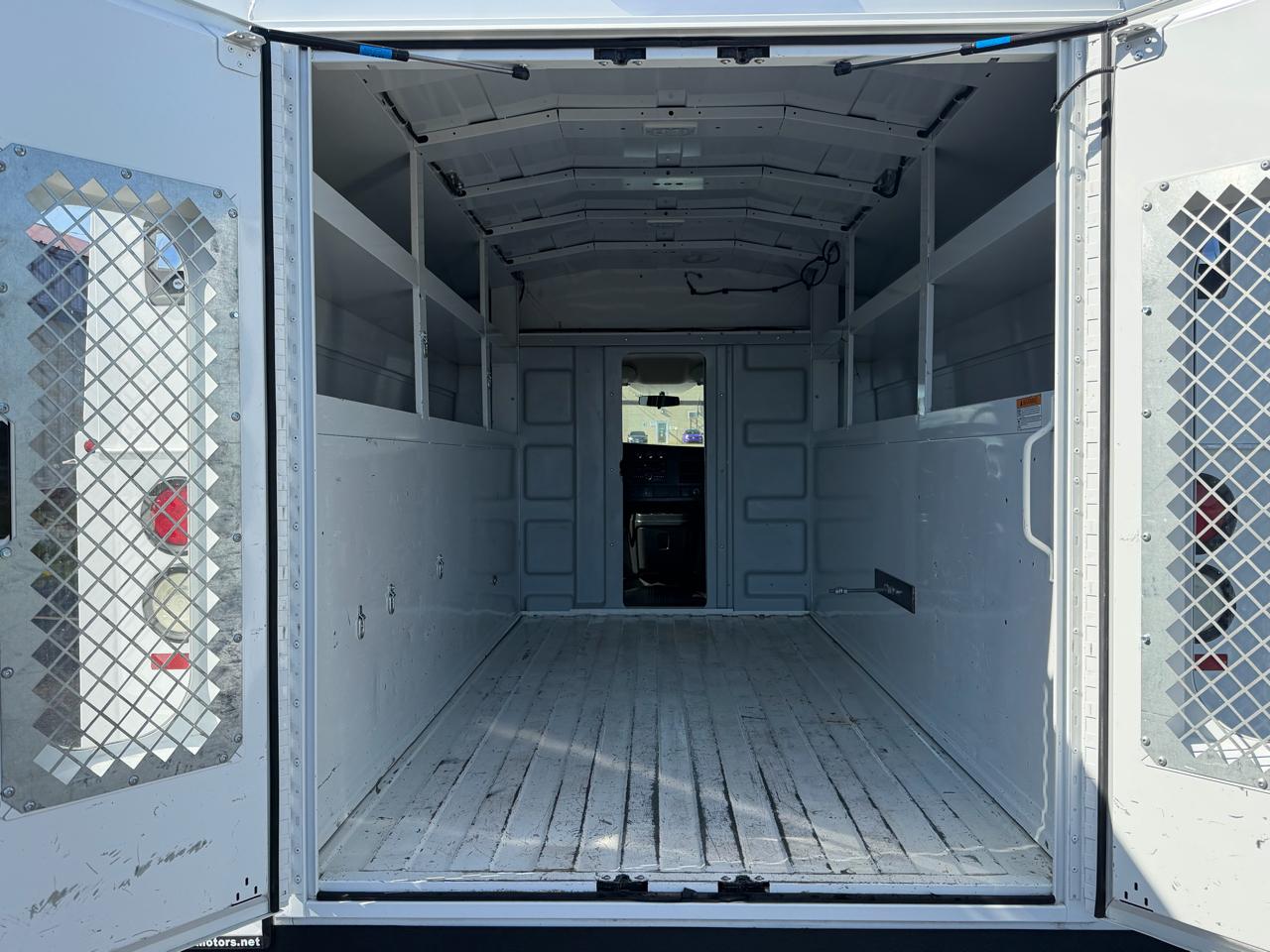 Chevrolet Express G3500 139" 2017