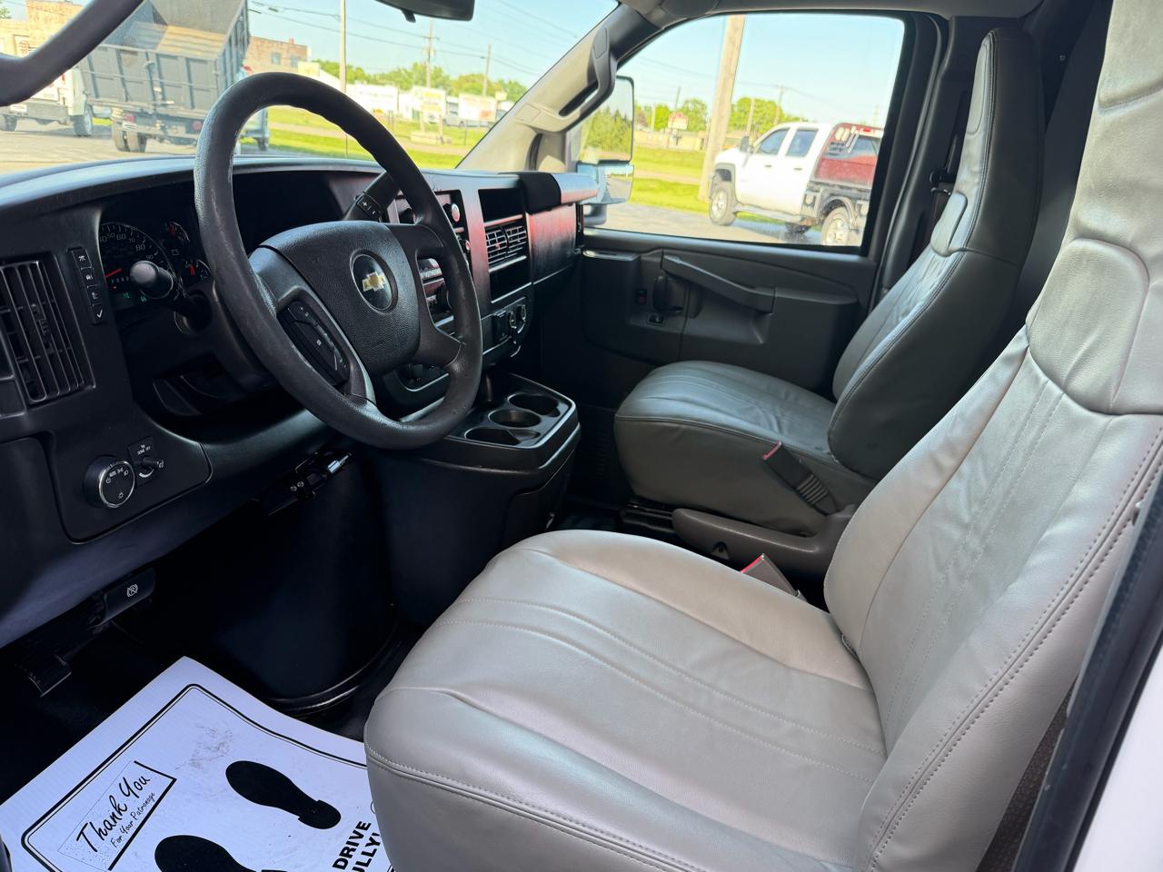 Chevrolet Express G3500 139" 2017