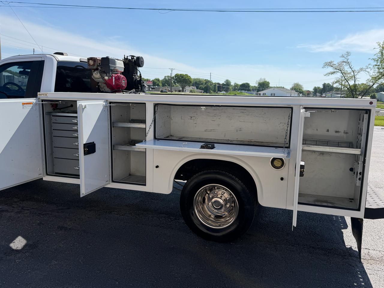 Ford F-350 SD XL 2WD DRW 2021
