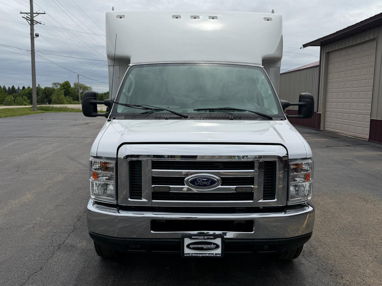 Ford Econoline E450 2019