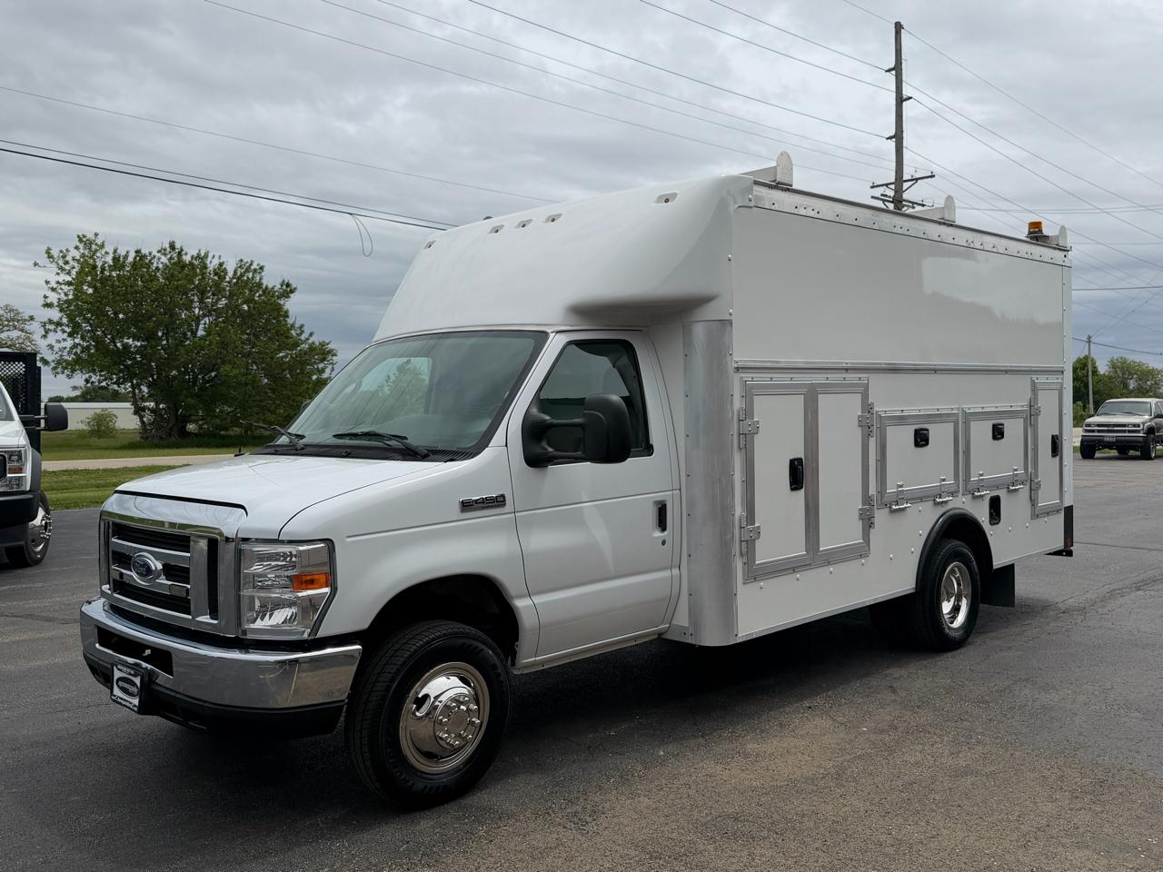 Ford Econoline E450 2019