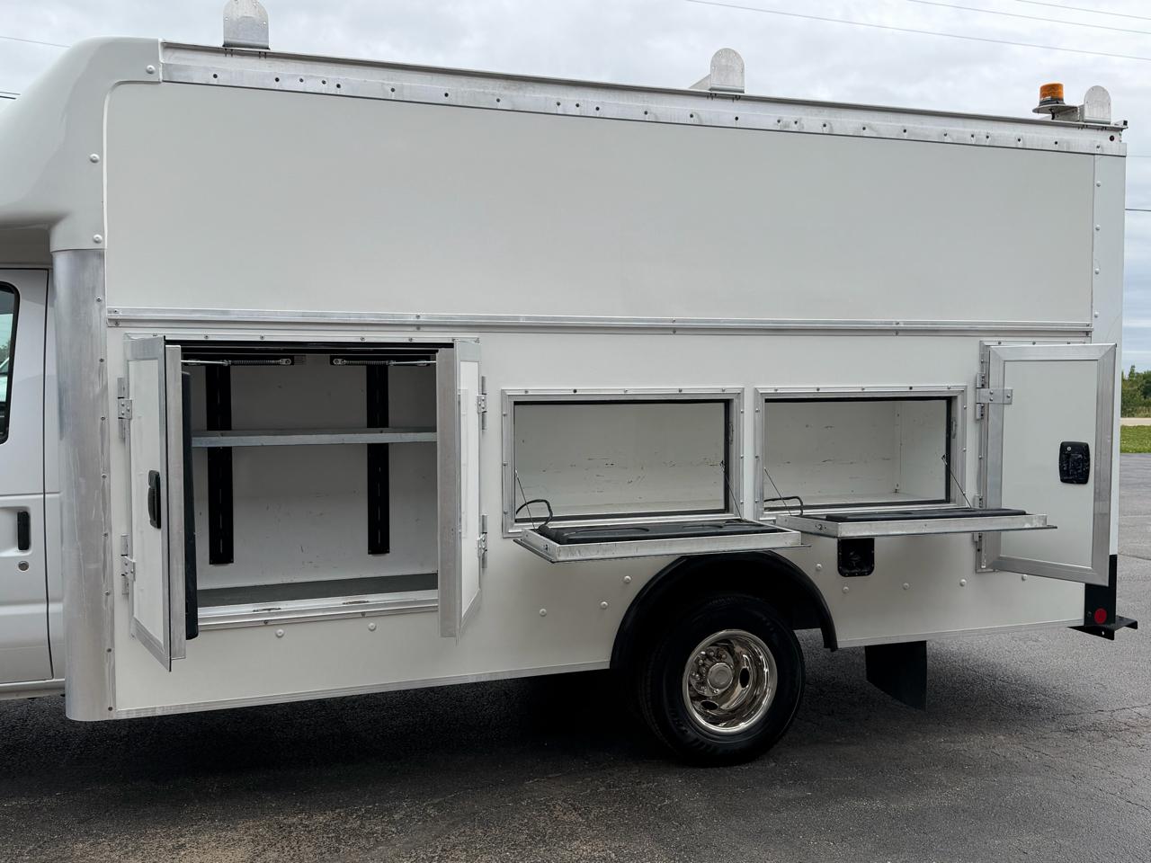 Ford Econoline E450 2019
