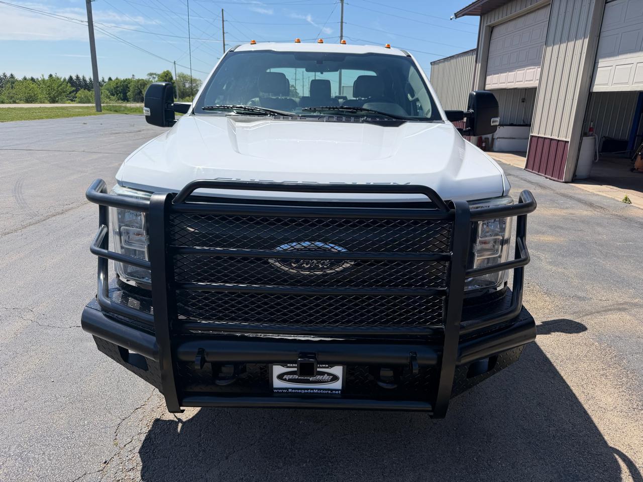 Ford F-350 SD XL Crew Cab LWB 4WD 2018