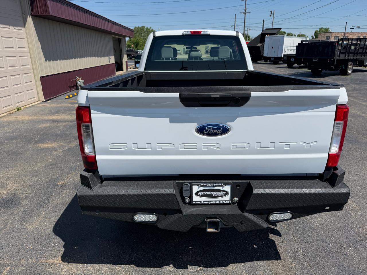 Ford F-350 SD XL Crew Cab LWB 4WD 2018