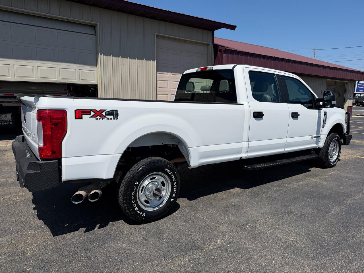 Ford F-350 SD XL Crew Cab LWB 4WD 2018