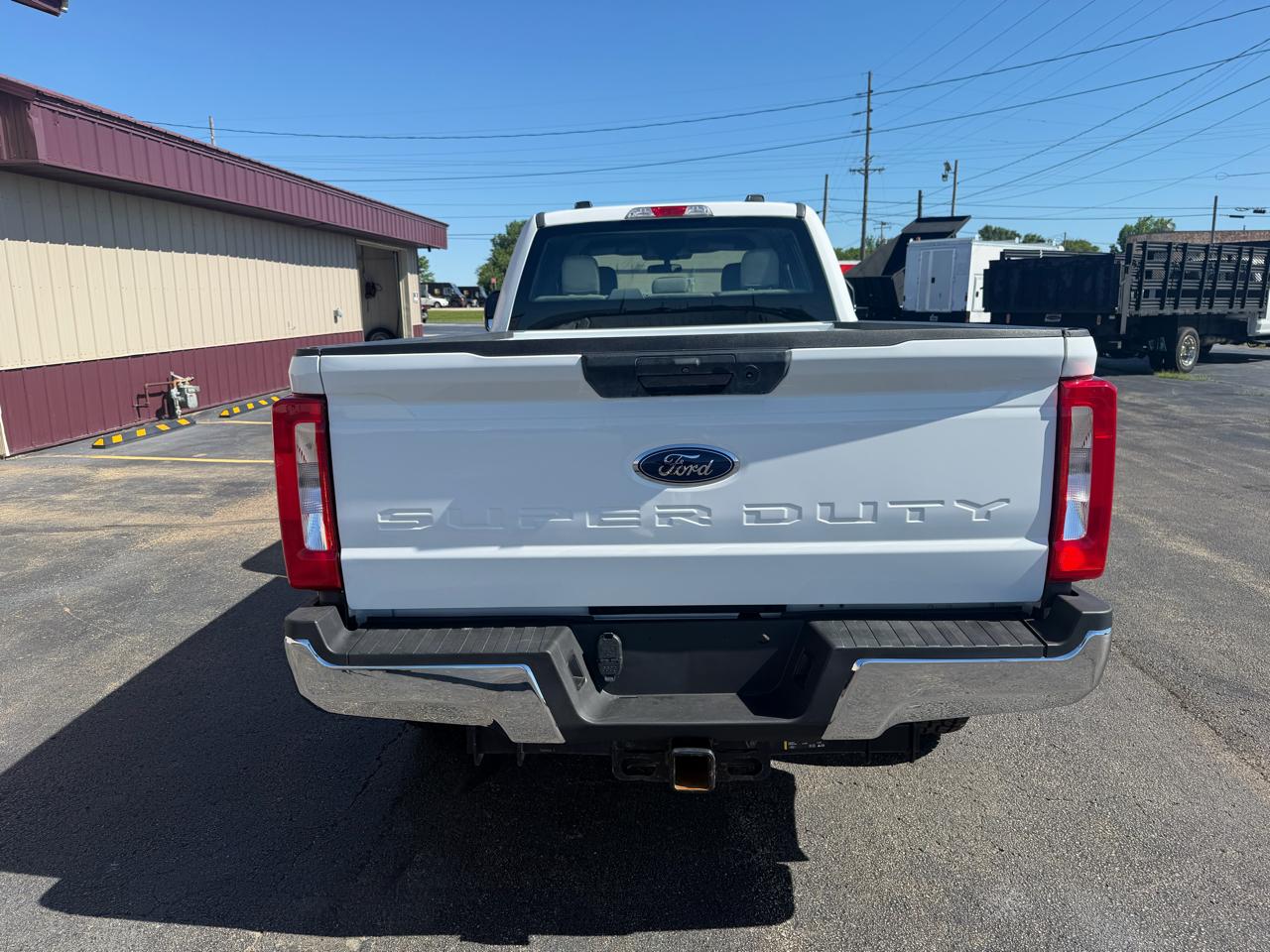 Ford F-350 SD XL Crew Cab 4WD 2022
