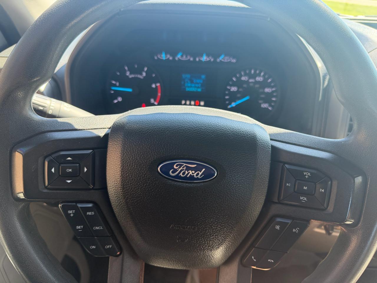 Ford F-350 SD XL Crew Cab 4WD 2022